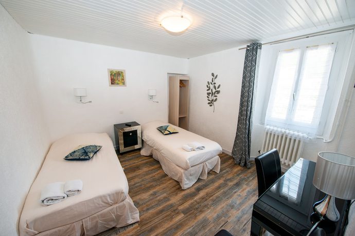 Imagen de la habitación del H&ocirc;tel du Levant, Castellane. Foto 13