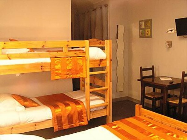 Imagen de la habitación del H&ocirc;tel la Chaumi&egrave;re, Bellefontaine. Foto 2