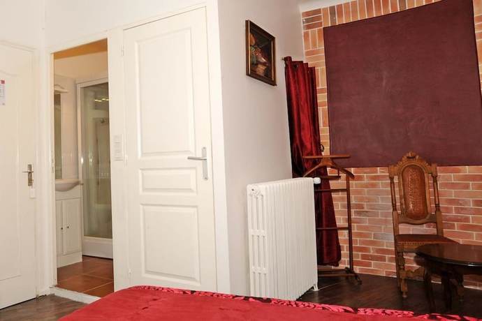 Imagen de la habitación del H&ocirc;tel la Tour. Foto 5