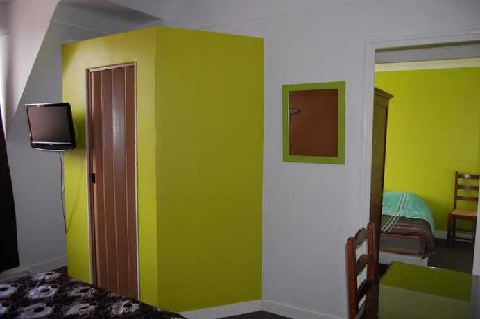 Imagen de la habitación del H&ocirc;tel la Tour. Foto 10