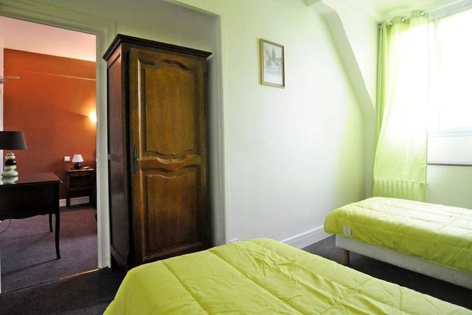 Imagen de la habitación del H&ocirc;tel la Tour. Foto 14