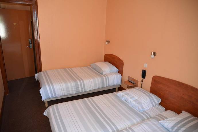 Imagen de la habitación del H&ocirc;tel le Cheval Noir. Foto 3