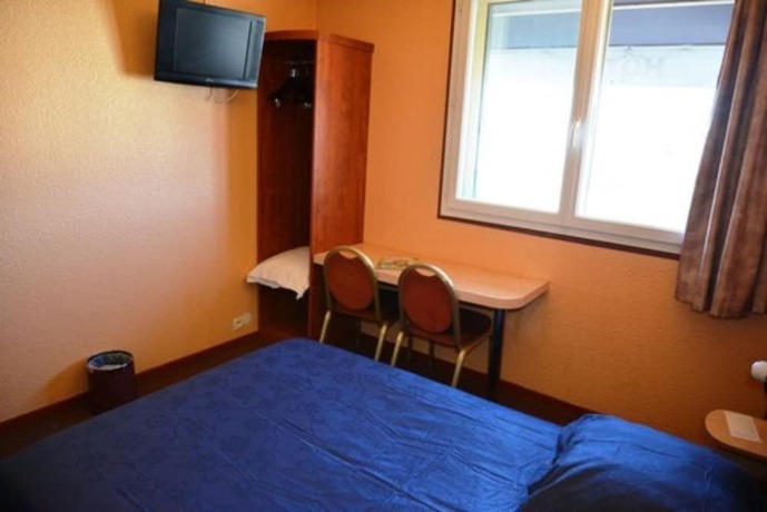 Imagen de la habitación del H&ocirc;tel le Cheval Noir. Foto 8