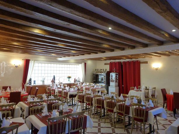 Imagen del bar/restaurante del H&ocirc;tel le Clos St Jacques. Foto 7
