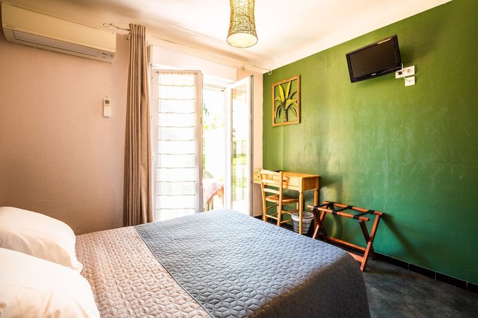 Imagen de la habitación del H&ocirc;tel le Nid. Foto 3