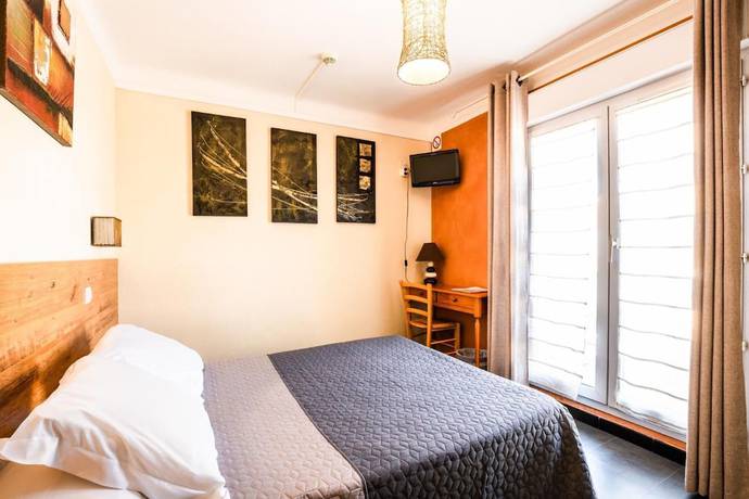 Imagen de la habitación del H&ocirc;tel le Nid. Foto 15