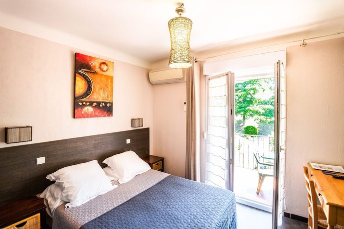 Imagen de la habitación del H&ocirc;tel le Nid. Foto 17