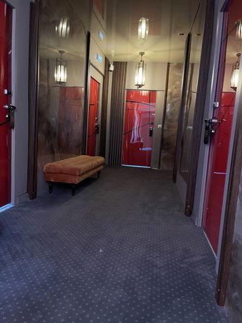 Imagen de la habitación del H&ocirc;tel les 4 &eacute;l&eacute;ments. Foto 12