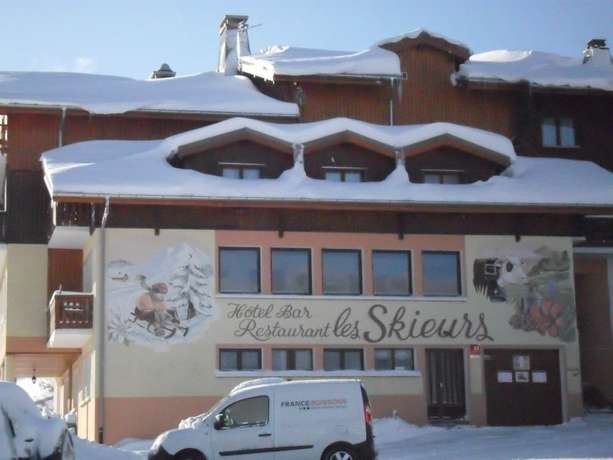 Imagen general del H&ocirc;tel les skieurs. Foto 2