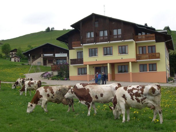 Imagen general del H&ocirc;tel les skieurs. Foto 3