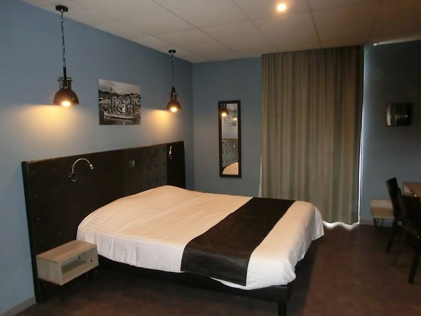 Imagen de la habitación del H&ocirc;tel sur le Quai. Foto 9