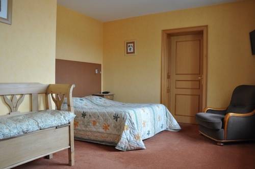 Imagen de la habitación del Hôtel-restaurant A La Couronne. Foto 4
