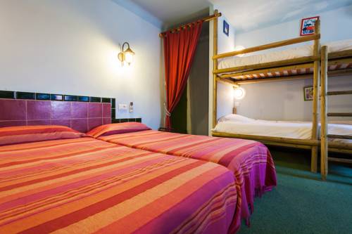 Imagen de la habitación del H&ocirc;tel-restaurant chez Carri&egrave;re. Foto 3