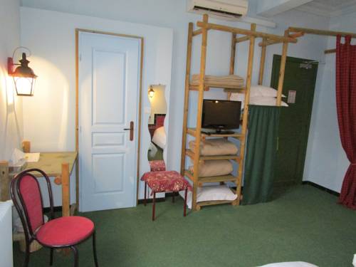 Imagen de la habitación del H&ocirc;tel-restaurant chez Carri&egrave;re. Foto 9