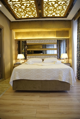 Imagen de la habitación del Holiday Business Otel. Foto 4