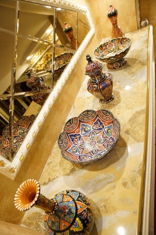 Imagen de los interiores del Holiday Business Otel. Foto 16