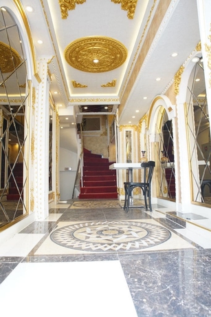 Imagen de los interiores del Holiday Business Otel. Foto 17