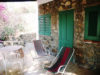 Imagen de la habitación del Holiday Eolie Village. Foto 2