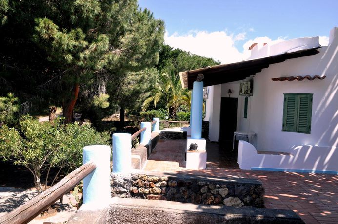Imagen de la habitación del Holiday Eolie Village. Foto 4