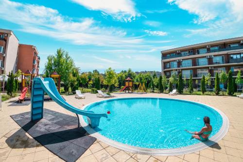 Imagen general del Holiday Garden Resort, Nessebar. Foto 5
