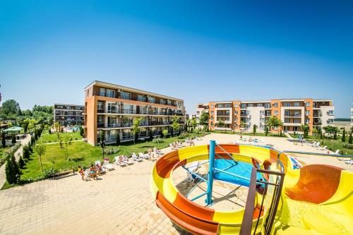 Imagen general del Holiday Garden Resort, Nessebar. Foto 15