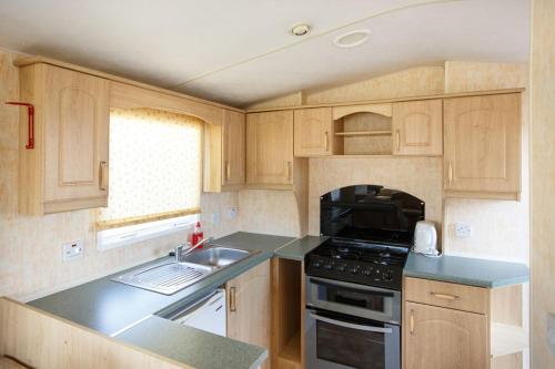 Imagen de la habitación del Holiday Golden Resort. Foto 10