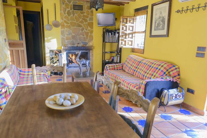 Imagen de los interiores del Holiday Home El Tajil Algarinejo. Foto 7