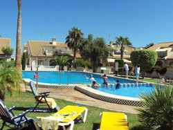 Imagen general del Holiday Home La Zenia Orihuela. Foto 6