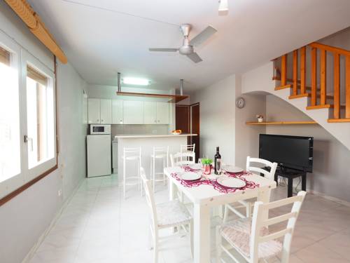 Imagen general del Holiday Home Puigmal 403 A Empuriabrava. Foto 2