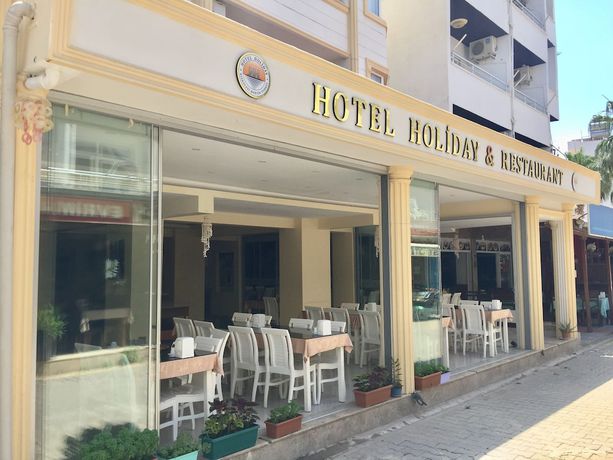 Imagen general del Holiday Hotel. Foto 2