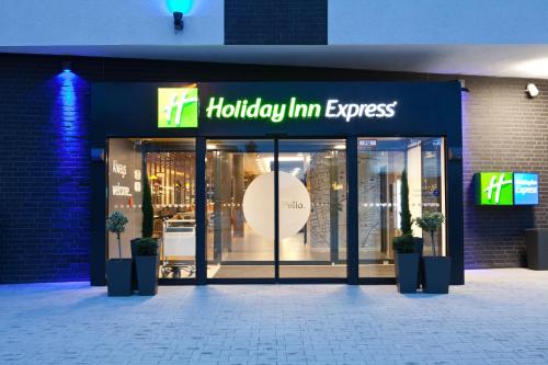Imagen de los exteriores del Holiday Inn Express Furth, An Ihg Hotel. Foto 20