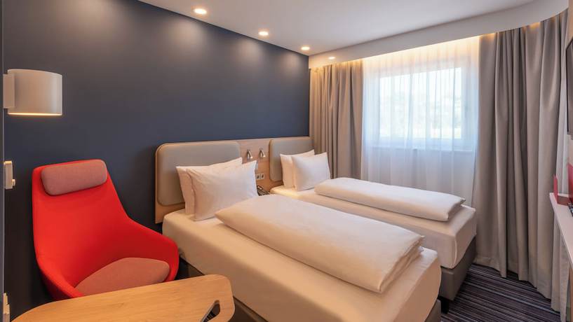 Imagen de la habitación del Holiday Inn Express Hamburg South A7 AS42. Foto 2