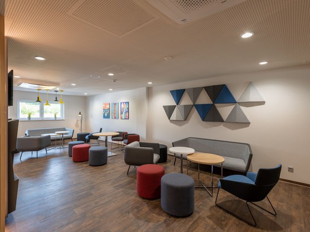 Imagen de los interiores del Holiday Inn Express Hamburg South A7 AS42. Foto 14