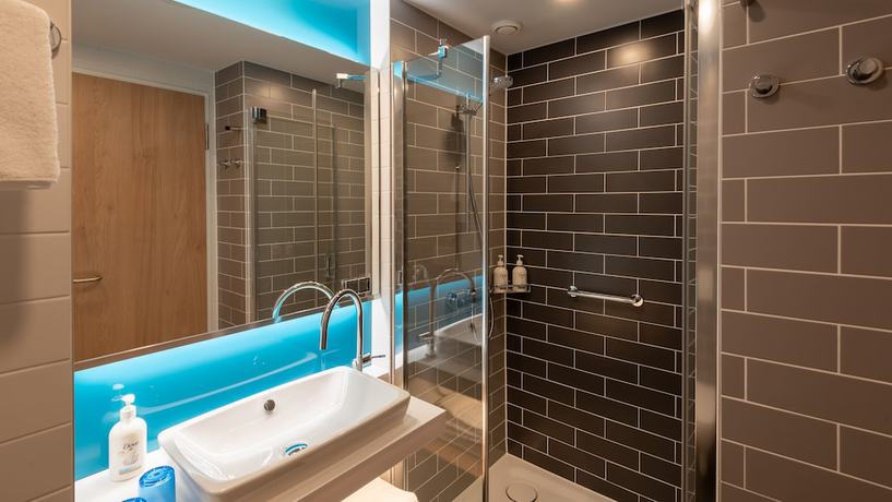 Imagen de la habitación del Holiday Inn Express Hamburg South A7 AS42. Foto 7