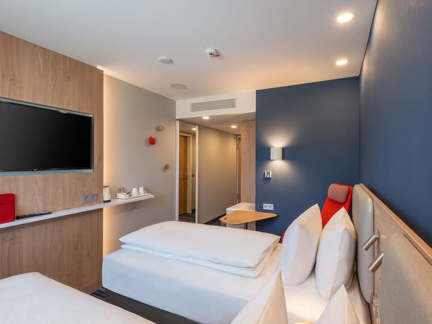 Imagen de la habitación del Holiday Inn Express Hamburg South A7 AS42. Foto 10