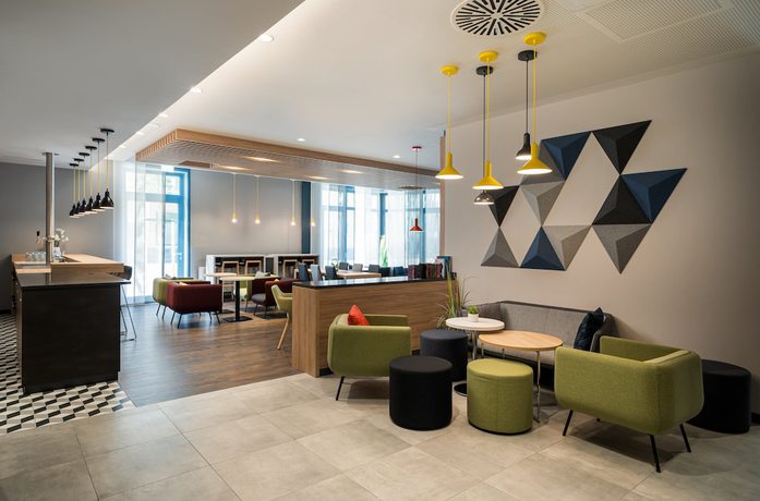 Imagen de los interiores del Holiday Inn Express Rosenheim, An Ihg Hotel. Foto 19