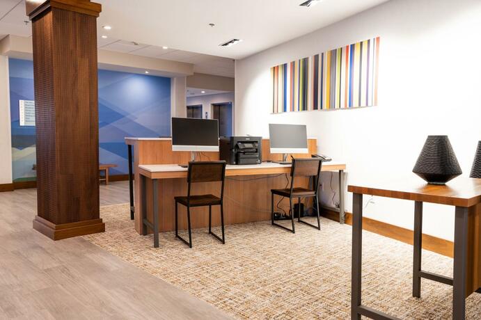 Imagen general del Holiday Inn Express & Suites - Dayton East - Beavercreek. Foto 13