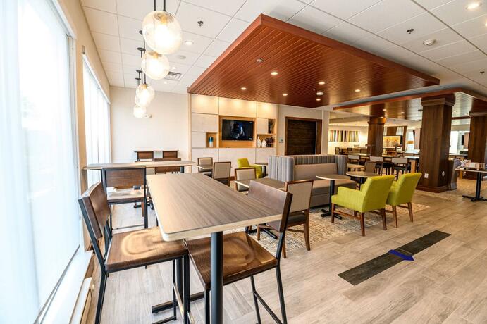 Imagen general del Holiday Inn Express & Suites - Dayton East - Beavercreek. Foto 16