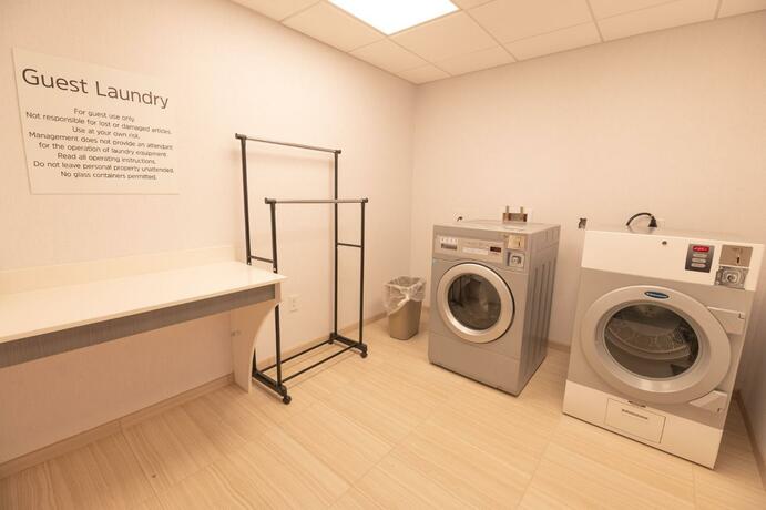 Imagen general del Holiday Inn Express & Suites - Dayton East - Beavercreek. Foto 17