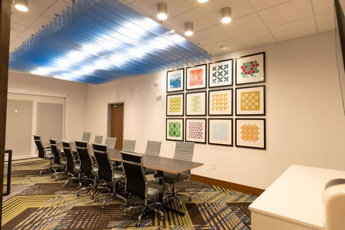 Imagen general del Holiday Inn Express & Suites - Dayton East - Beavercreek. Foto 18