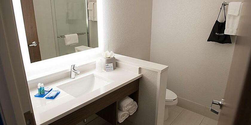 Imagen general del Holiday Inn Express & Suites - Dayton North, an IHG Hotel. Foto 15