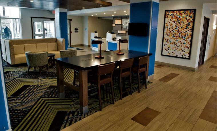 Imagen general del Holiday Inn Express & Suites - Dayton North, an IHG Hotel. Foto 25