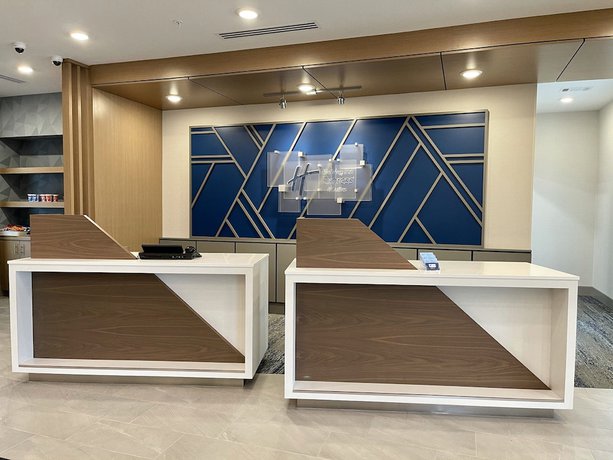 Imagen de los interiores del Holiday Inn Express & Suites - Ft. Smith - Airport, an IHG Hotel. Foto 17