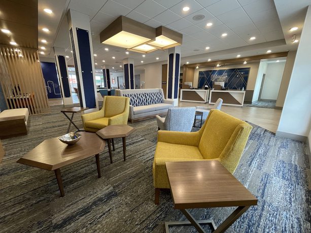 Imagen de los interiores del Holiday Inn Express & Suites - Ft. Smith - Airport, an IHG Hotel. Foto 18