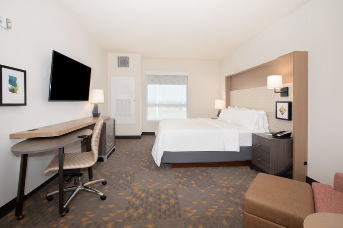 Imagen de la habitación del Holiday Inn Glendale - Stadium & Ent Dist. Foto 9