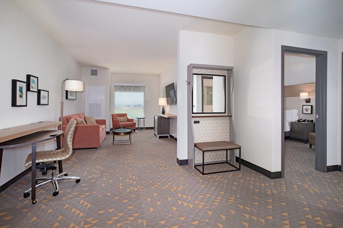 Imagen de la habitación del Holiday Inn Glendale - Stadium & Ent Dist. Foto 12