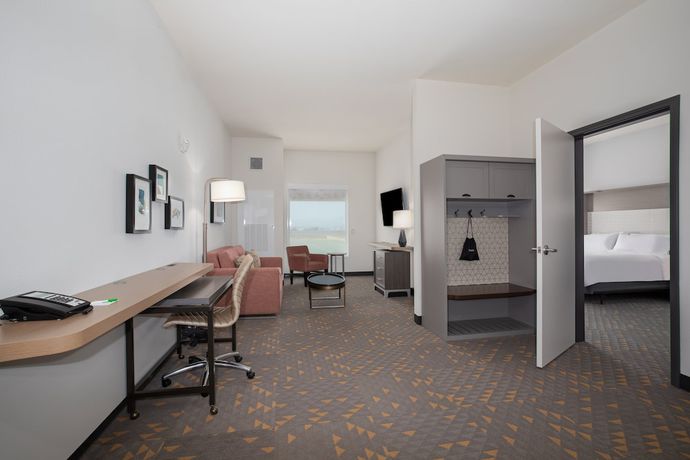 Imagen de la habitación del Holiday Inn Glendale - Stadium & Ent Dist. Foto 15