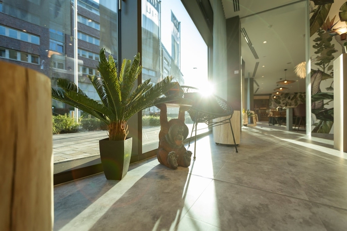 Imagen de los interiores del Holiday Inn The Niu, Crusoe Bremen Airport, An Ihg. Foto 19