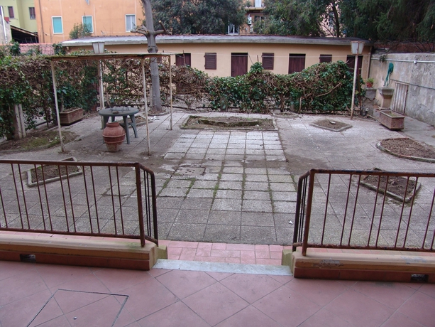 Imagen de los exteriores del Holiday Pisa Gare. Foto 10