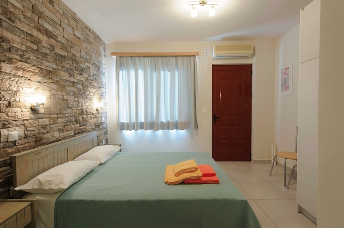 Imagen de la habitación del Holiday Rooms. Foto 4